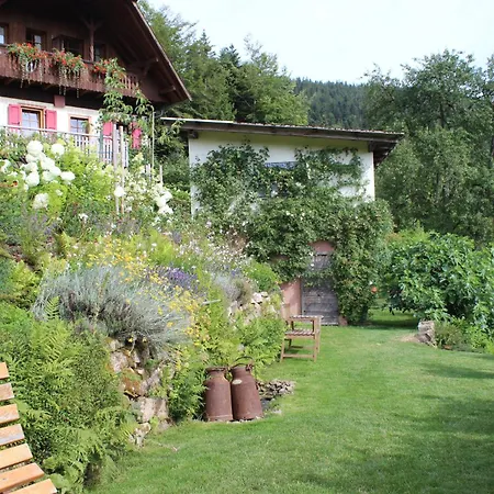 Landhaus The Moosbach Garden