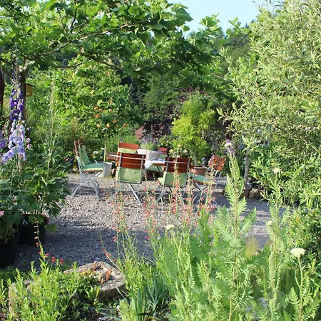 The Moosbach Garden Kır Evi *